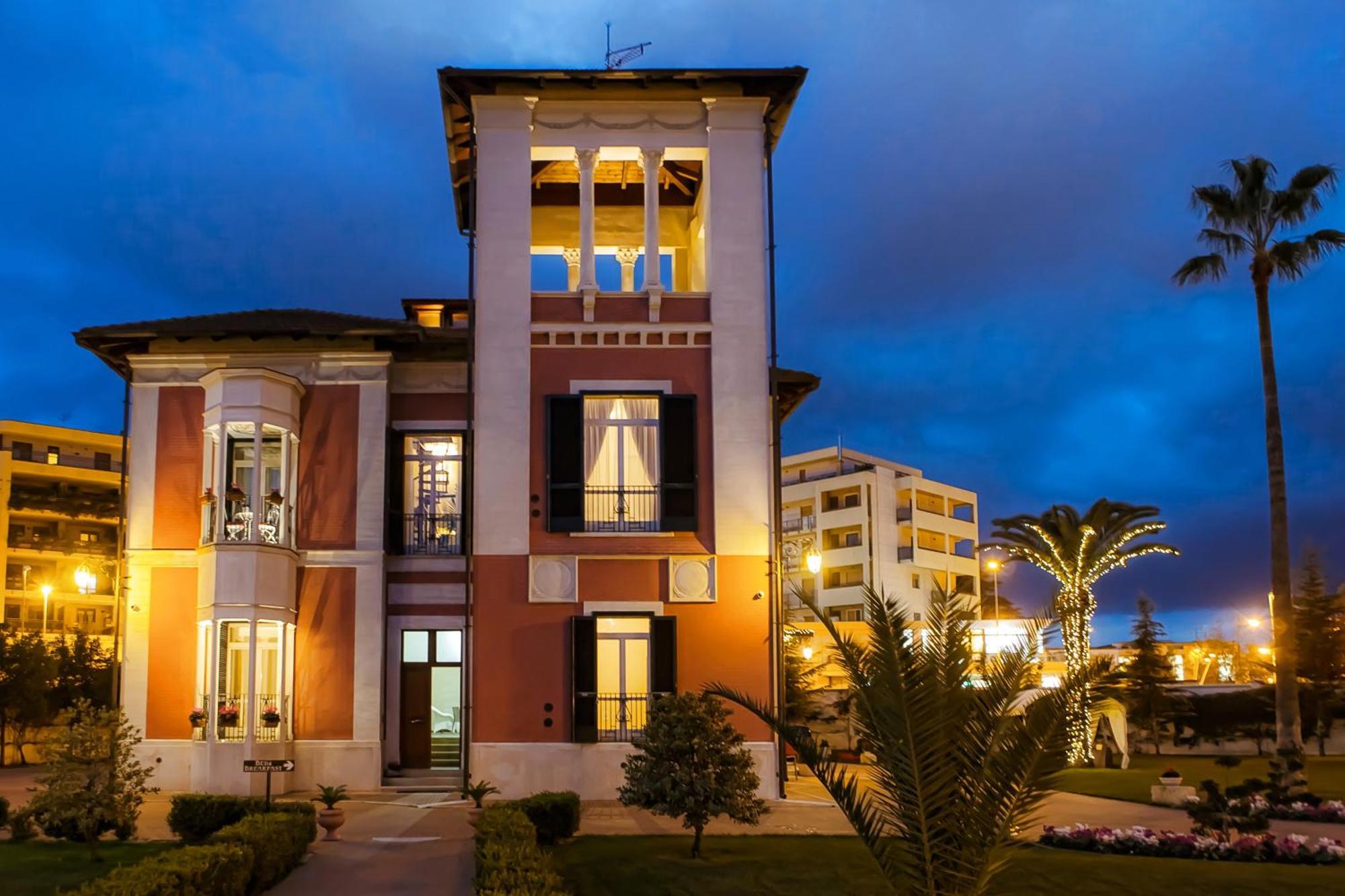 Villa Pallotta Luxury B&B Cerignola Ngoại thất bức ảnh