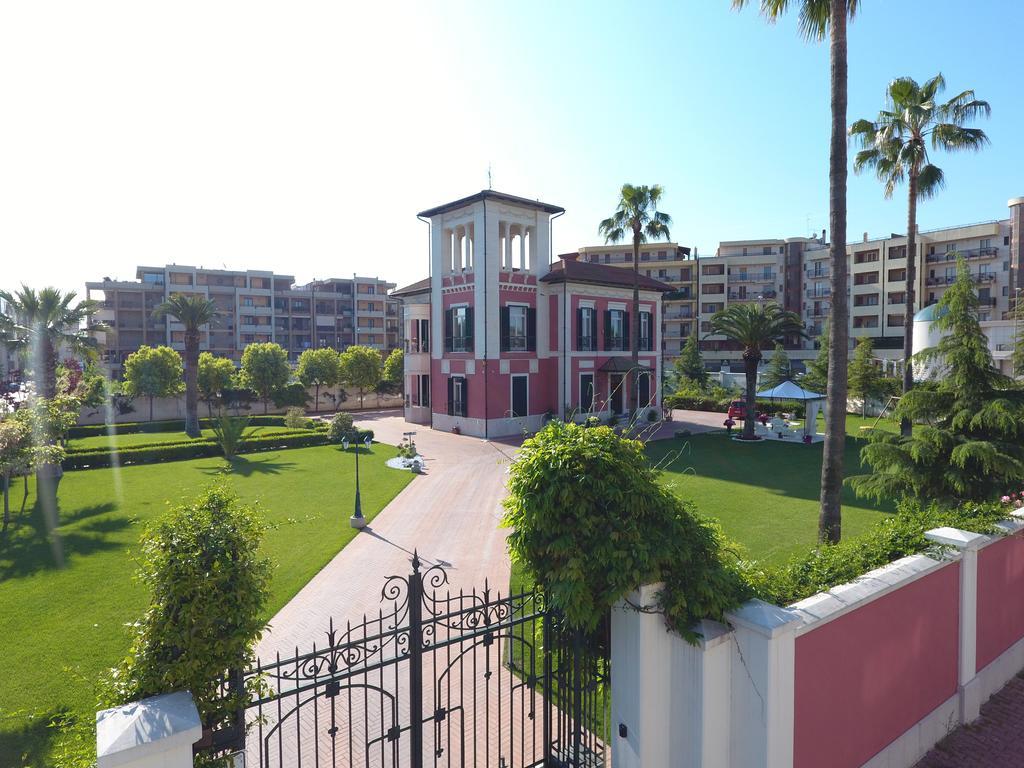 Villa Pallotta Luxury B&B Cerignola Ngoại thất bức ảnh
