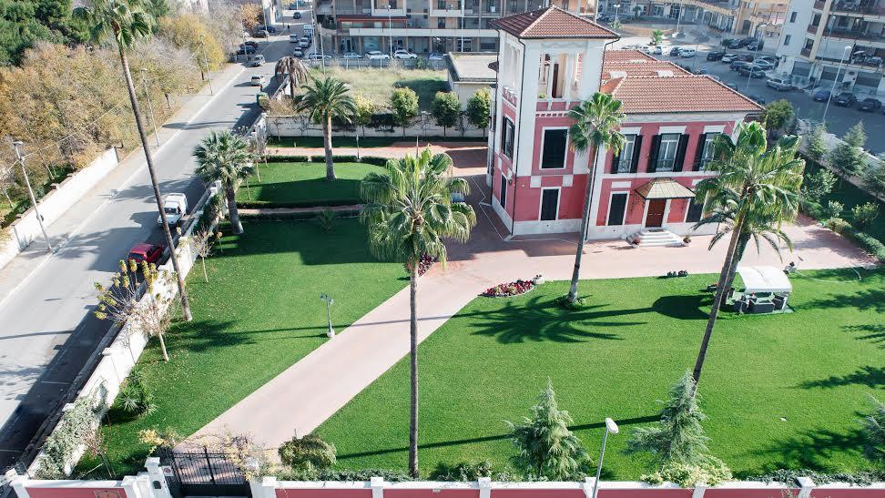 Villa Pallotta Luxury B&B Cerignola Ngoại thất bức ảnh