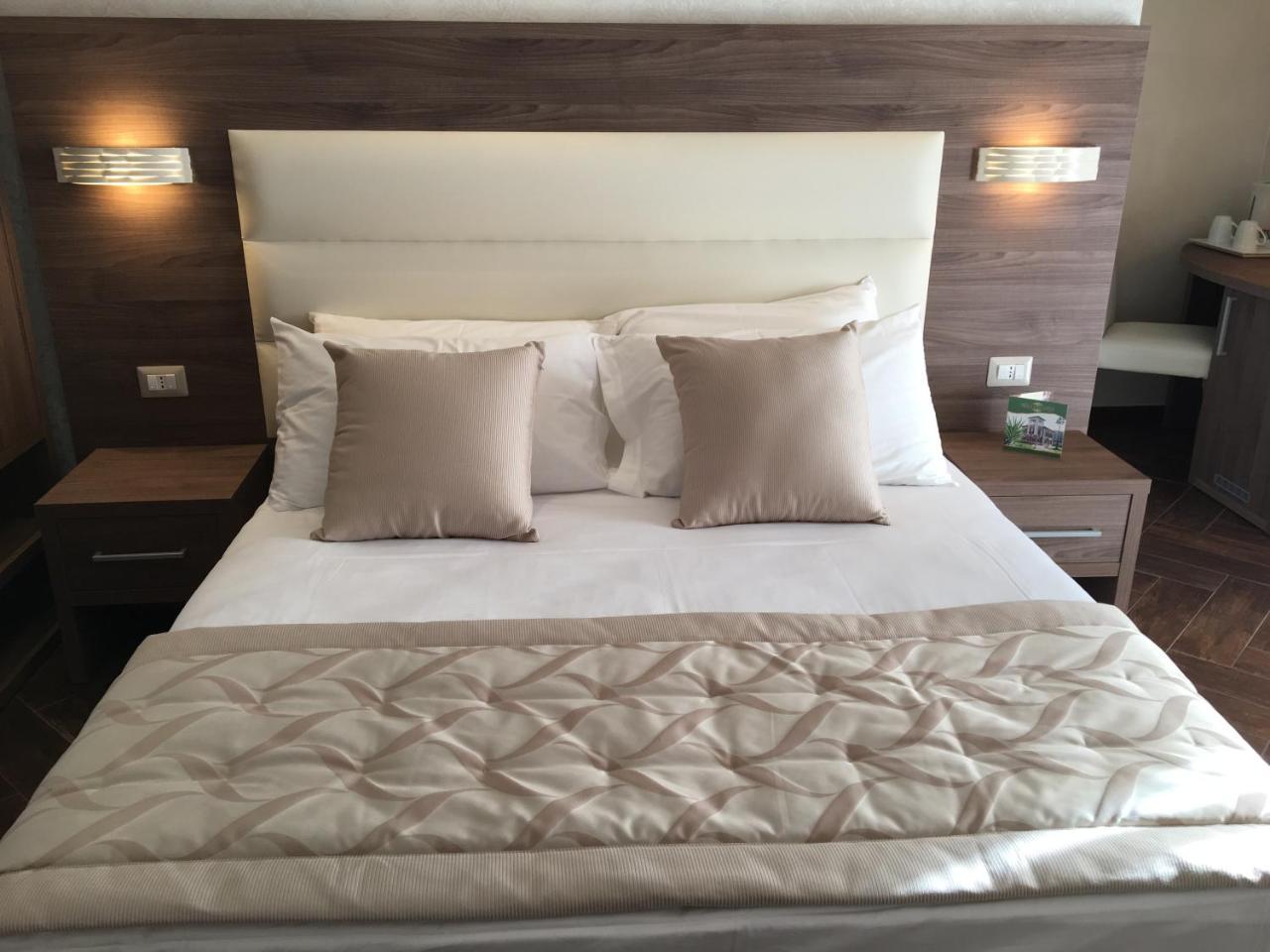 Villa Pallotta Luxury B&B Cerignola Ngoại thất bức ảnh